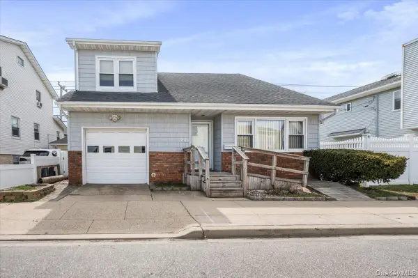 806 E Chester Street, Long Beach, NY 11561