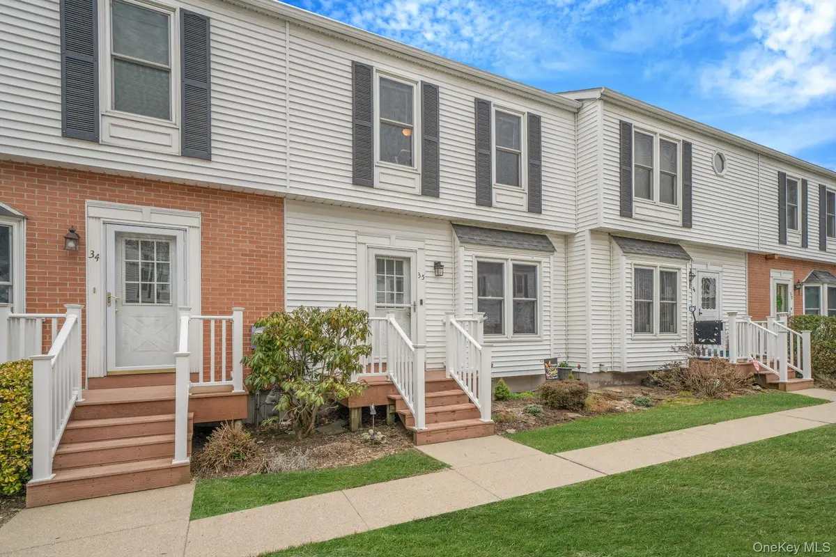 190 Merrick Road #35, Amityville, NY 11701 - #1