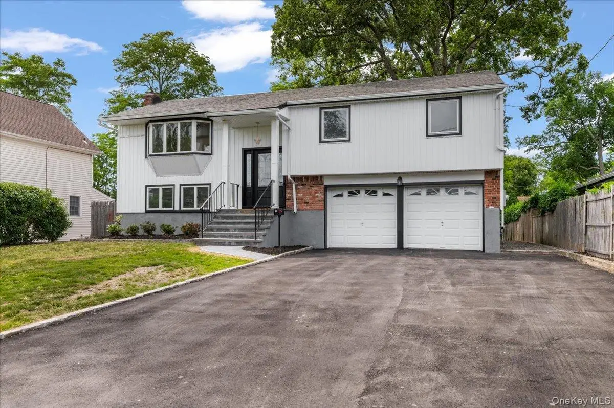 12 Deans Lane, Bayville, NY 11709 - #1