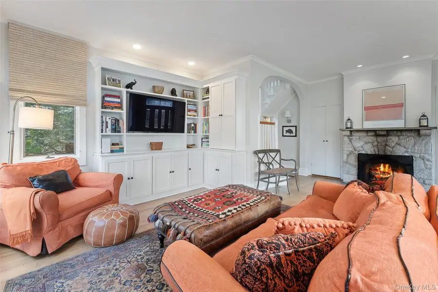 25 Merriam Avenue, Bronxville, NY 10708 - #3