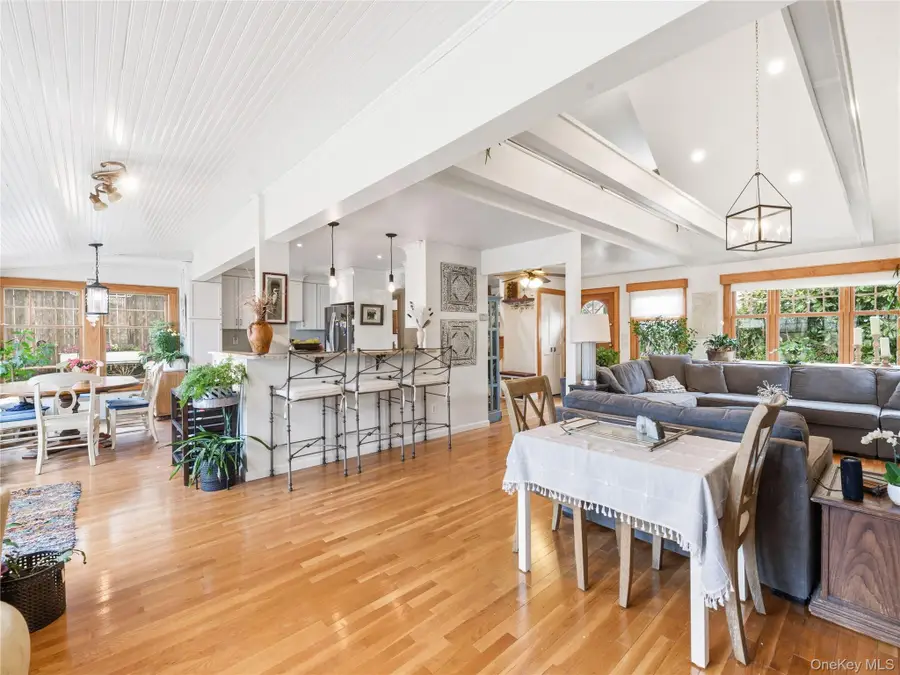 175 Taft Crescent, Centerport, NY 11721 - #2