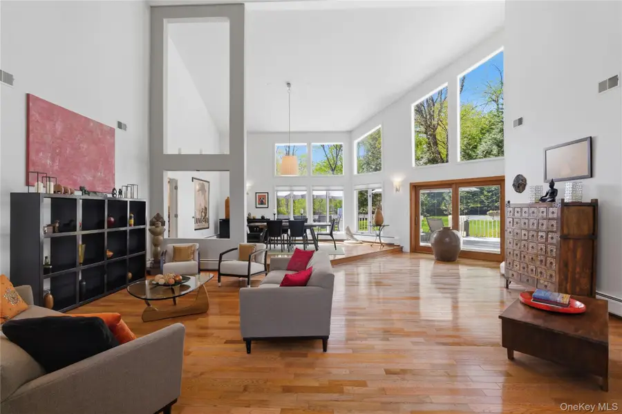 13 Zeck Court, Suffern, NY 10901 - #2