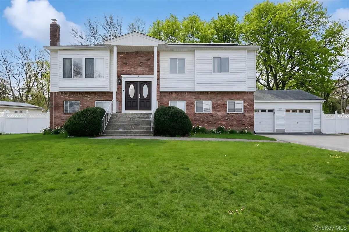 40 Scholar Lane, Commack, NY 11725 - #1