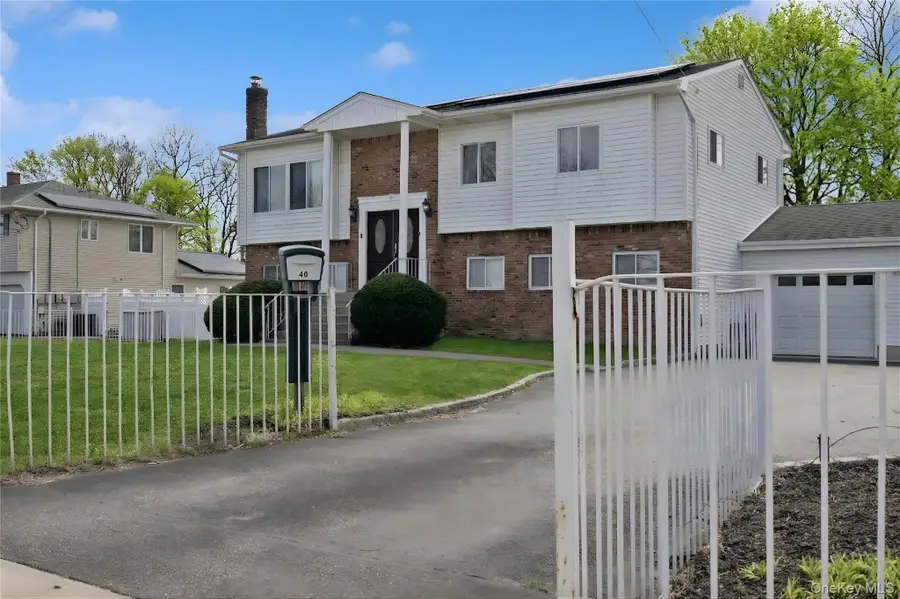 40 Scholar Lane, Commack, NY 11725 - #3