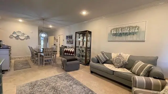 94 Lakeside Court, Shirley, NY 11967 - #3