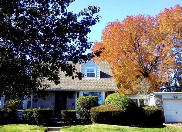 1 Herbert Drive, New Hyde Park, NY 11040