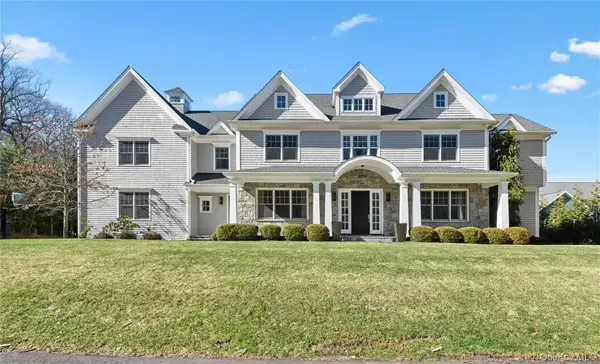 4 Ravenglass Drive, Stamford, CT 06903