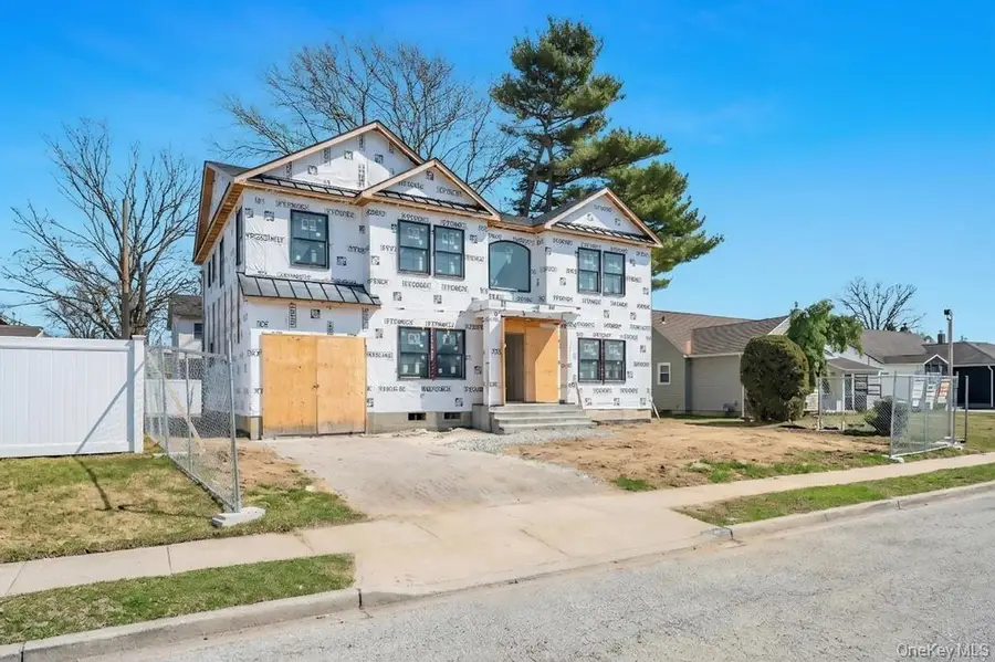 516 Lariat Lane, Bethpage, NY 11714 - #2