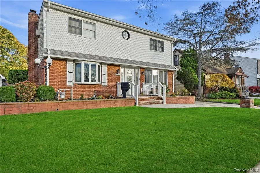 120 Bruce Terrace, Mineola, NY 11501 - #2