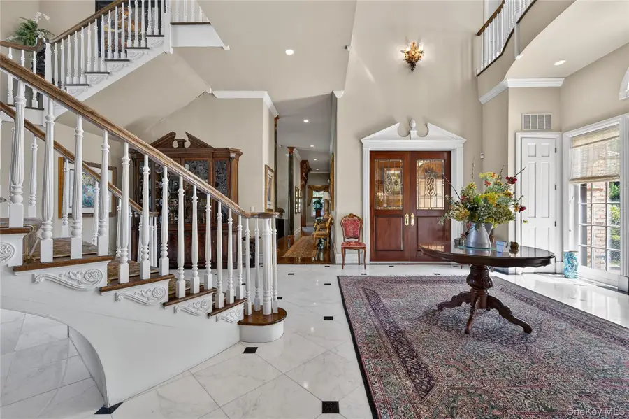 195 Feeks Lane, Locust Valley, NY 11560 - #3