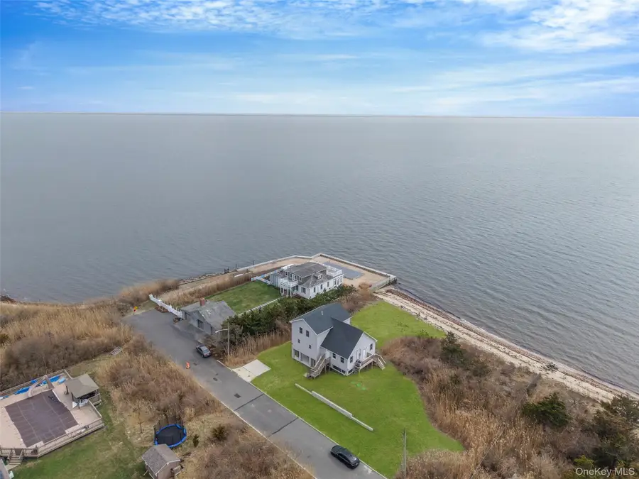 22 Rod Street, East Patchogue, NY 11772 - #2