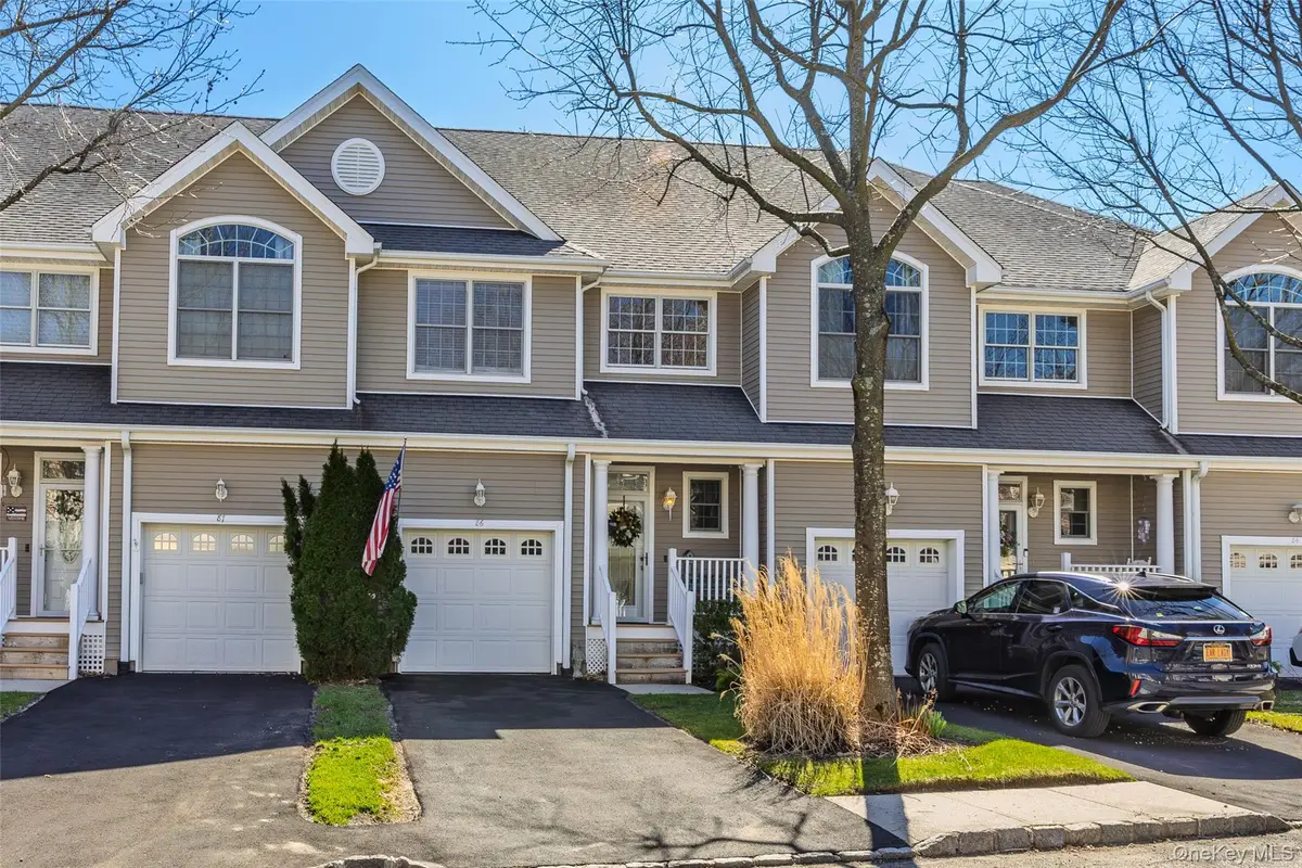 86 Brianna Drive, East Setauket, NY 11733 - #1