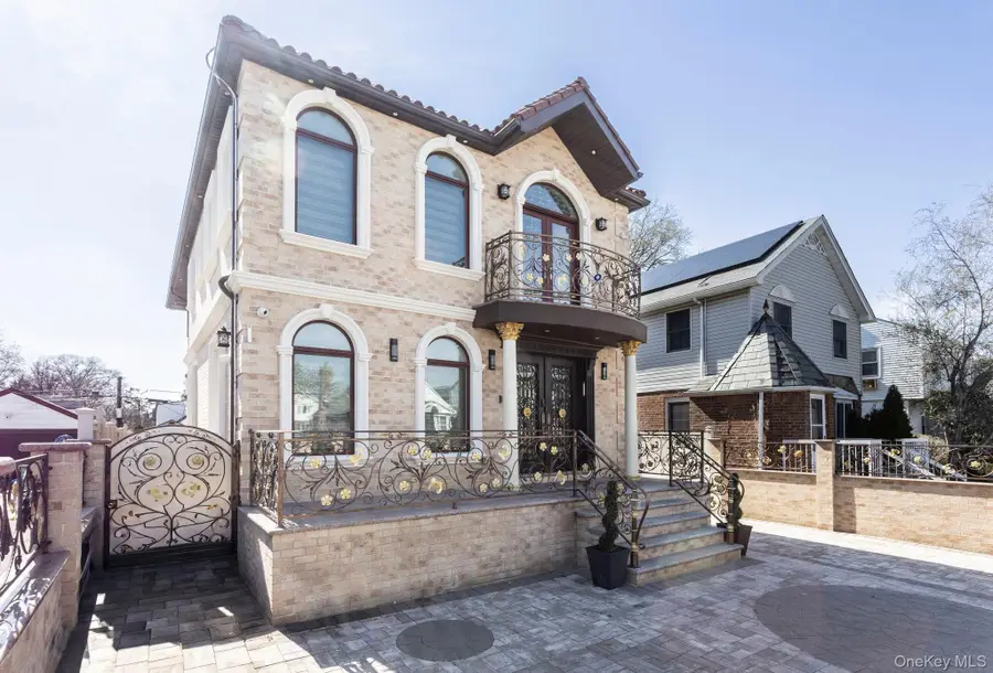 69-42 180th Street, Fresh Meadows, NY 11365 - #2