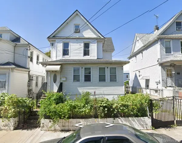 8762 133rd Street, Richmond Hill, NY 11418