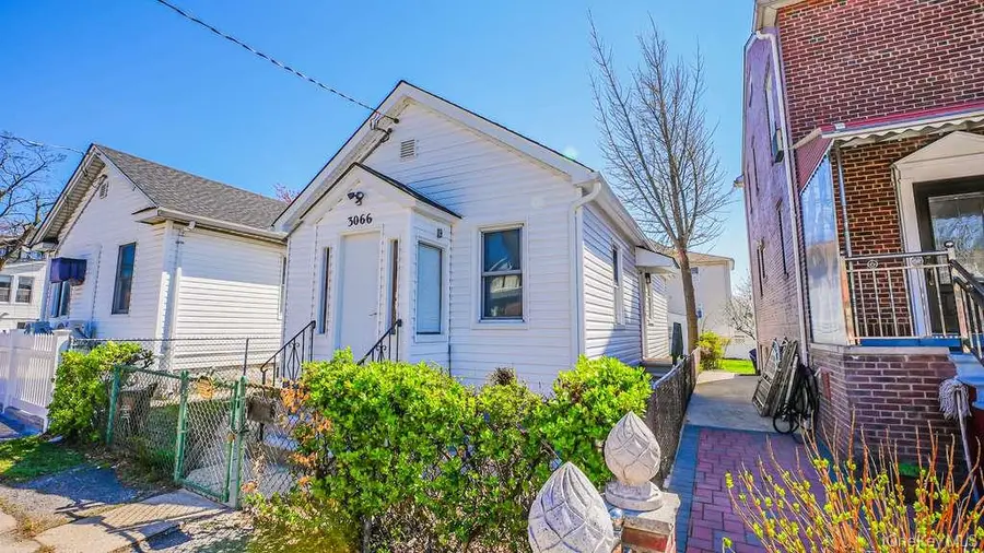 3066 Coddington Avenue, Bronx, NY 10461 - #2