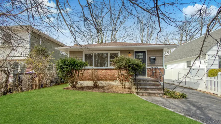 37 Decatur Street, Roosevelt, NY 11575 - #3