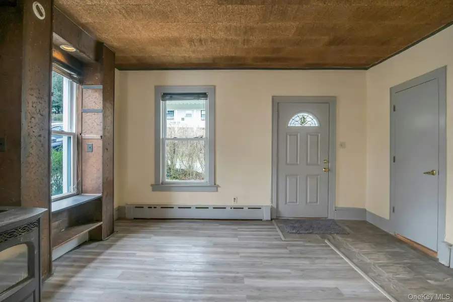 33 Mountain Road, Irvington, NY 10533 - #3