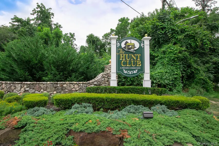 7 Possum Path, Coram, NY 11727 - #2