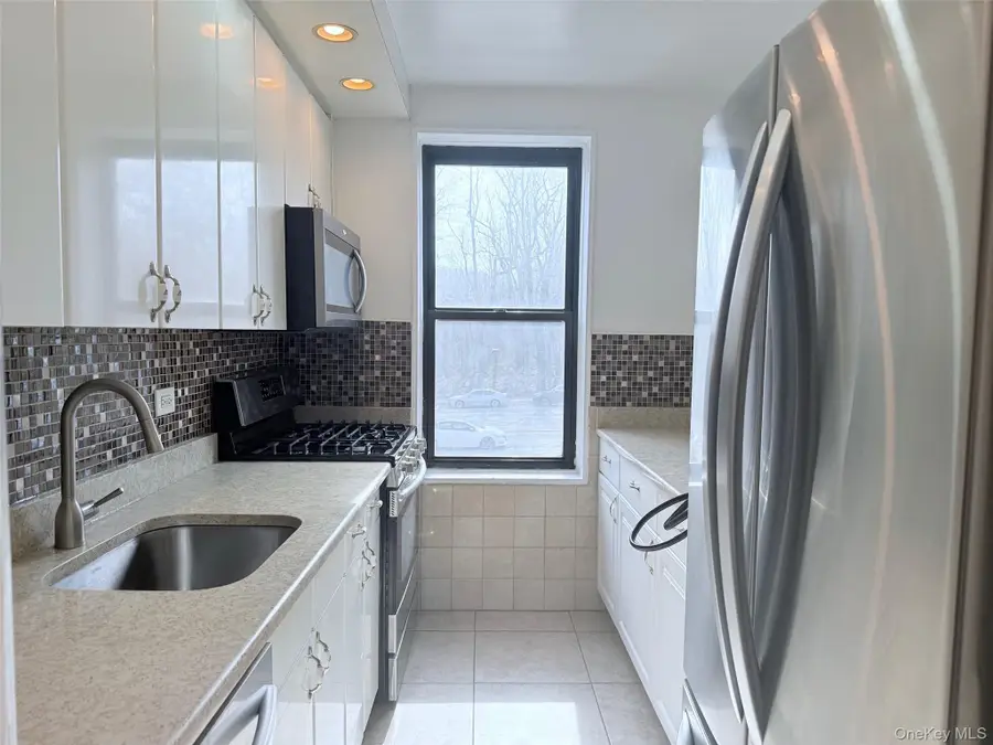 83-55 Woodhaven Boulevard #2B, Woodhaven, NY 11421 - #2