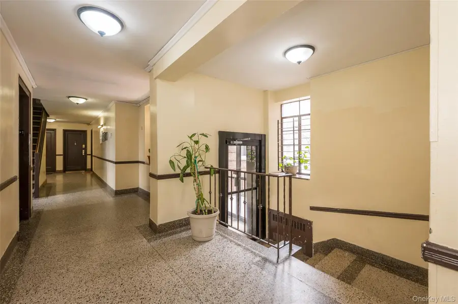 2090 Barnes Avenue #2H, Bronx, NY 10462 - #2