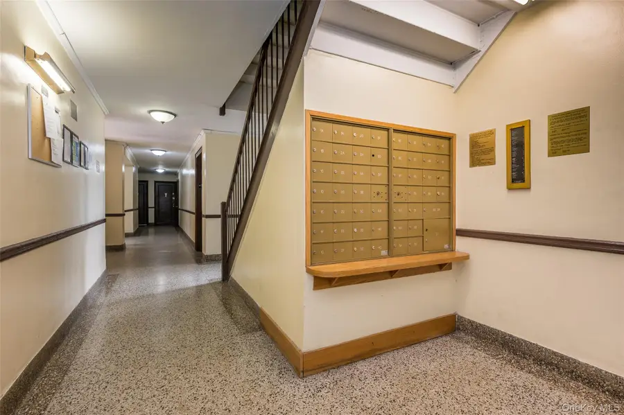 2090 Barnes Avenue #2H, Bronx, NY 10462 - #3