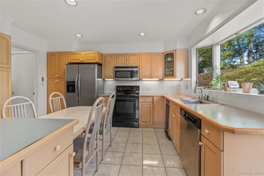 18 Devon Road, Bronxville, NY 10708 - #3