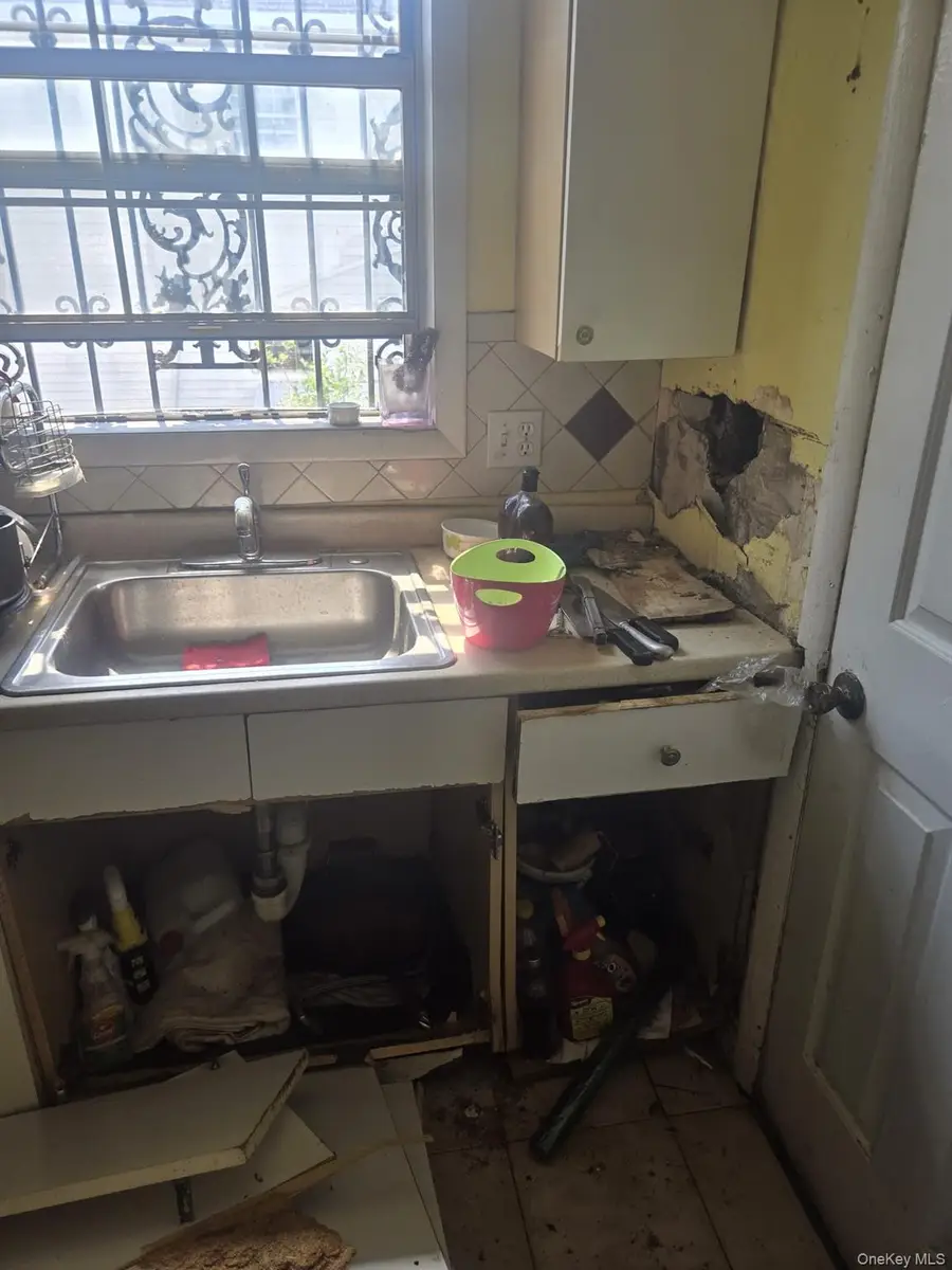 2105 Seward Avenue, Bronx, NY 10473 - #3