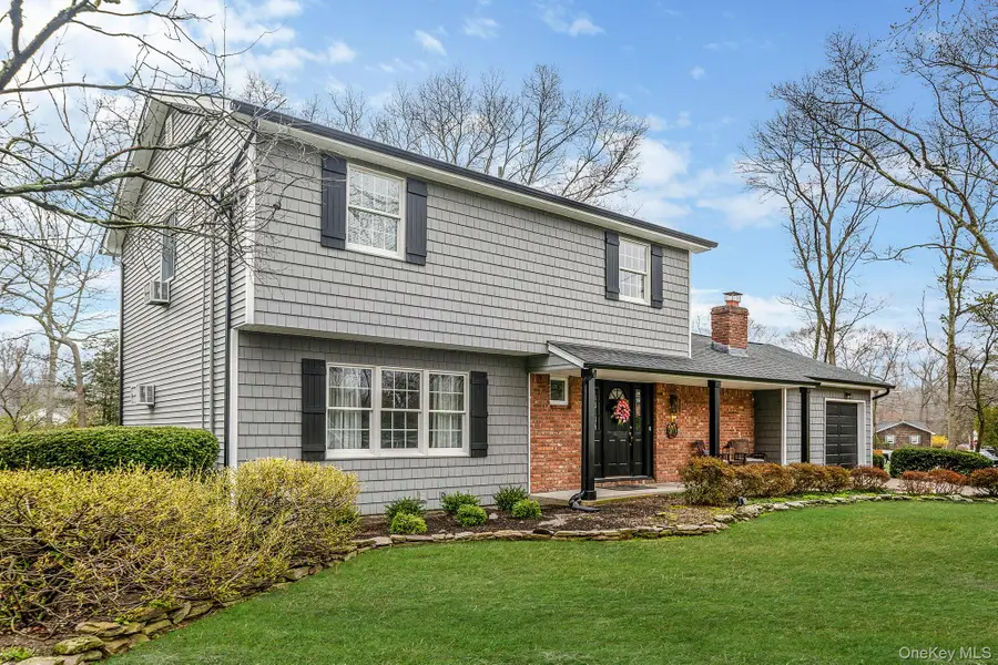 3 Meroke Lane, Rocky Point, NY 11778 - #3