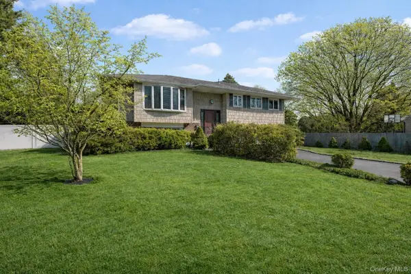 4 Basill Lane, East Northport, NY 11731