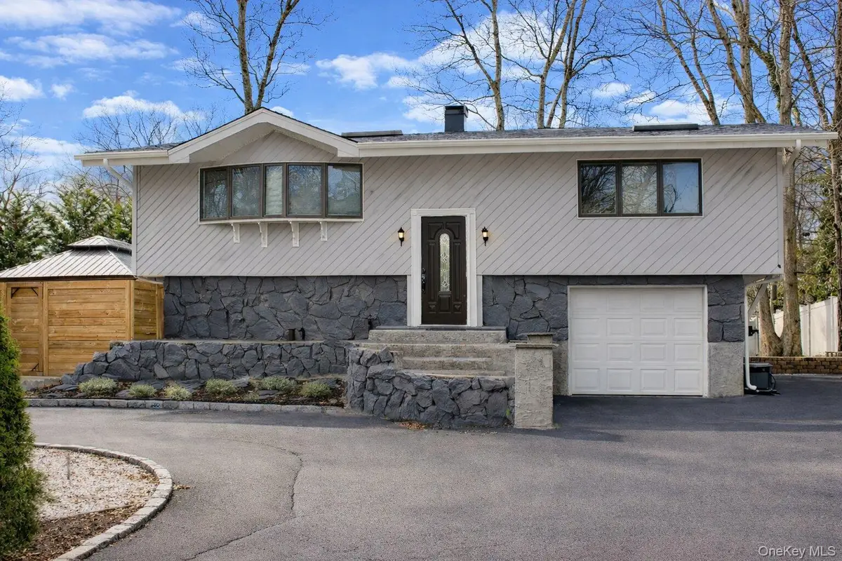 42 Shinbone Lane, Commack, NY 11725 - #1