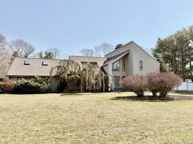 19 Carmen View Drive, Shirley, NY 11967 - #2