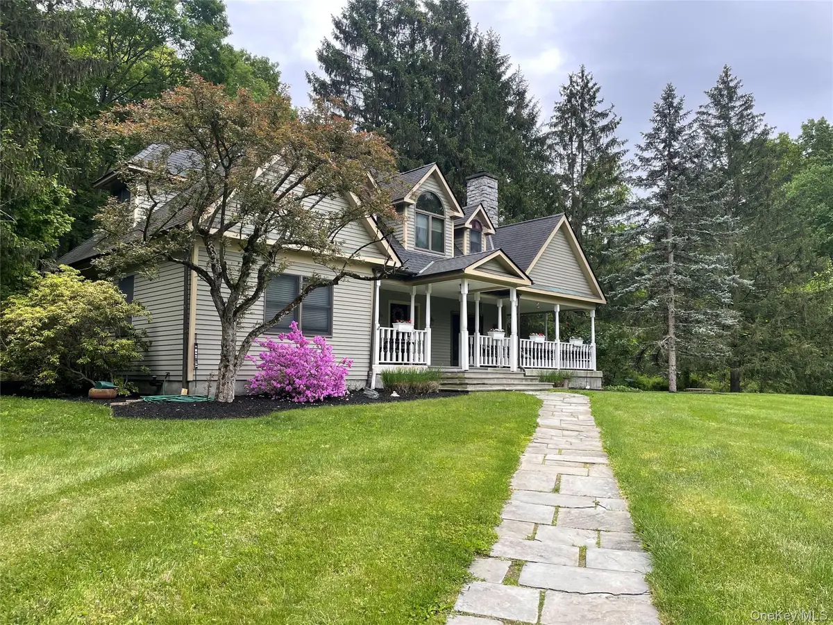 256 Overlook Road, Poughkeepsie, NY 12603 - #1