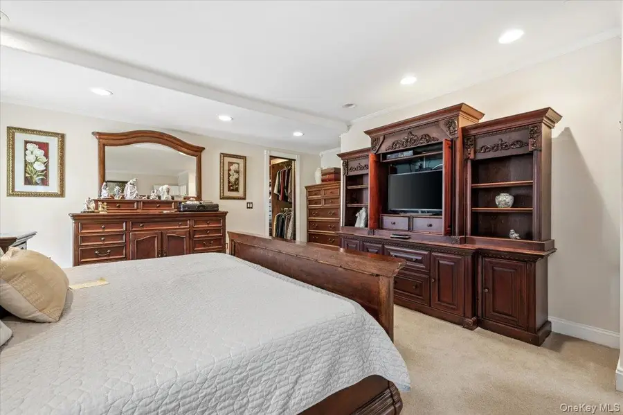 471 Parker Avenue, Levittown, NY 11756 - #3