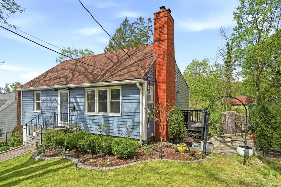 87 Lakeview Avenue, Hartsdale, NY 10530 - #2