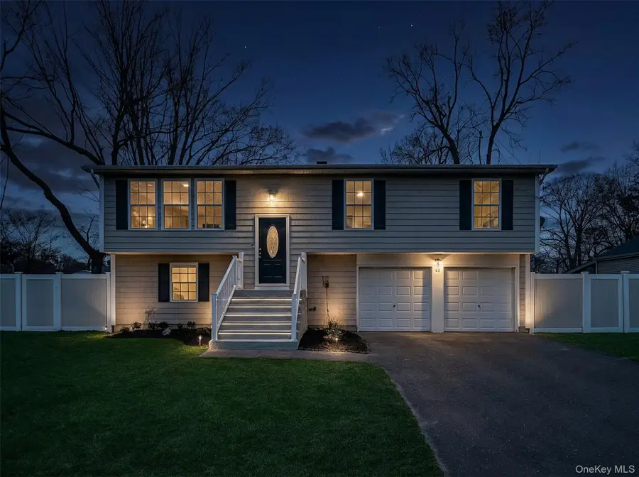 45 Magnolia Drive, Selden, NY 11784 - #3