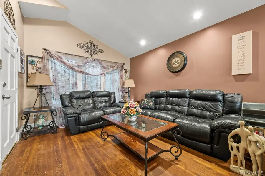 35 W 13th Street, Deer Park, NY 11729 - #3