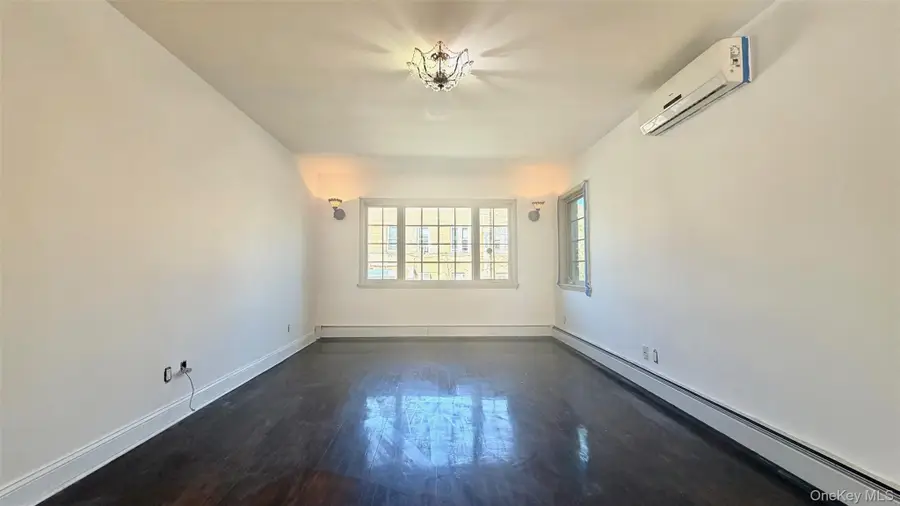 9904 74th Avenue, Forest Hills, NY 11375 - #3