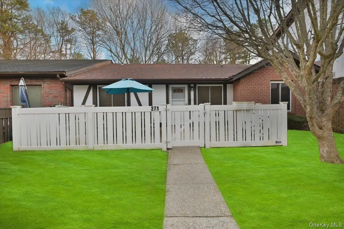 271 Birchwood Road, Medford, NY 11763 - #1