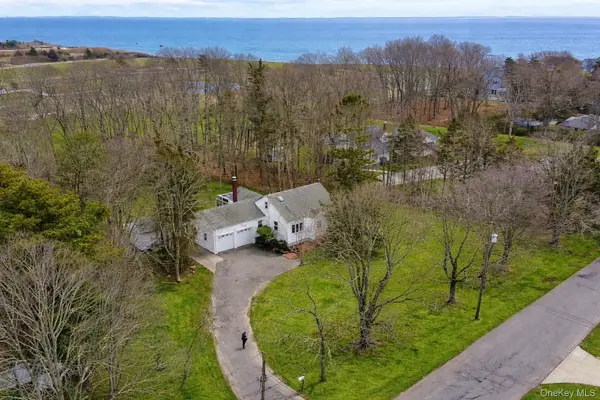 281 Woodacres Road, East Patchogue, NY 11772