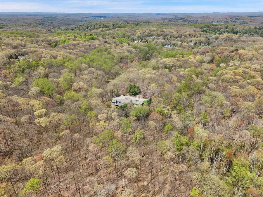 68 Old Aspetong Road, Katonah, NY 10536 - #2