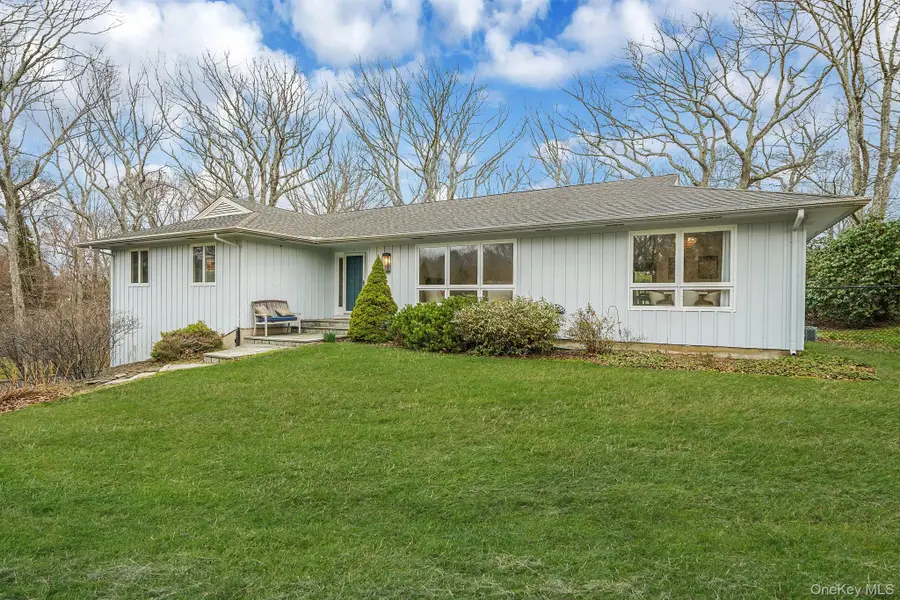 14 Cordwood Path, Shoreham, NY 11786 - #3