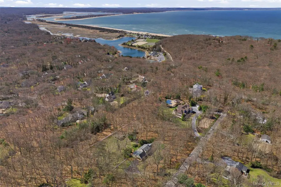 14 Blueberry Ridge Road, Setauket, NY 11733 - #3