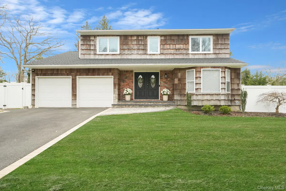 6 Crusader Lane, Nesconset, NY 11767 - #1