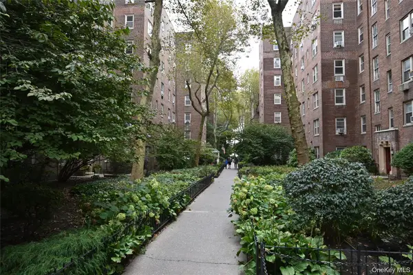 4825 43rd Street #7J, Woodside, NY 11377