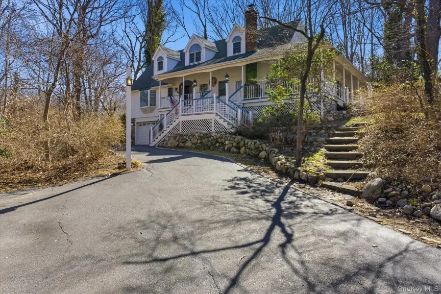 45 Eastwood Road, Miller Place, NY 11764 - #3