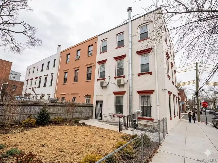 126-01 18th Avenue, College Point, NY 11356 - #2