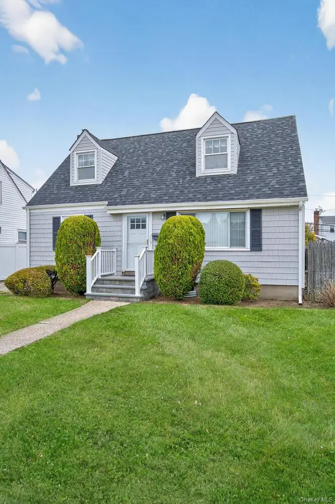 23 S Elm Street, Hicksville, NY 11801 - #3