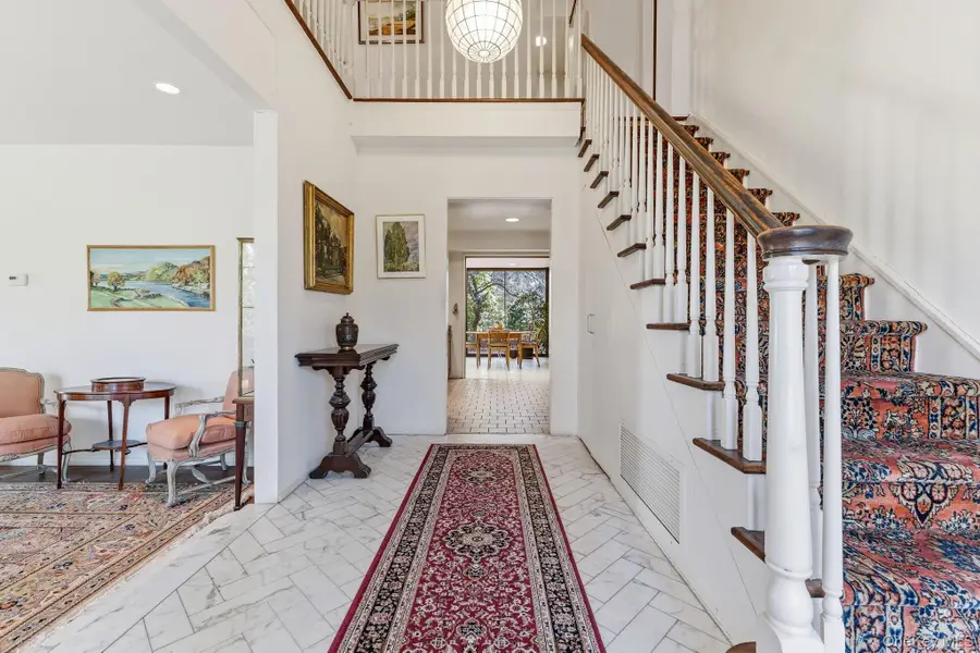 216 Clent Road, Great Neck, NY 11021 - #3