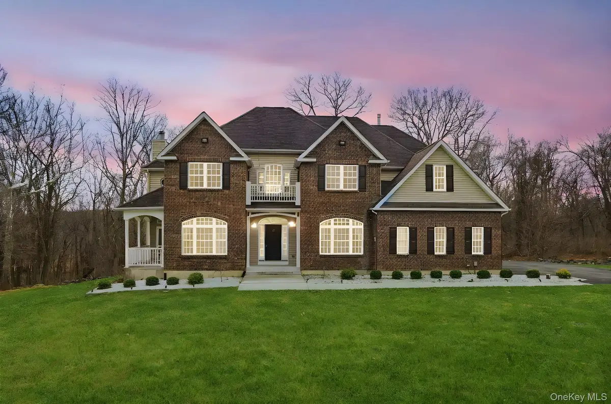 37 Willets Way, Newburgh, NY 12550 - #1