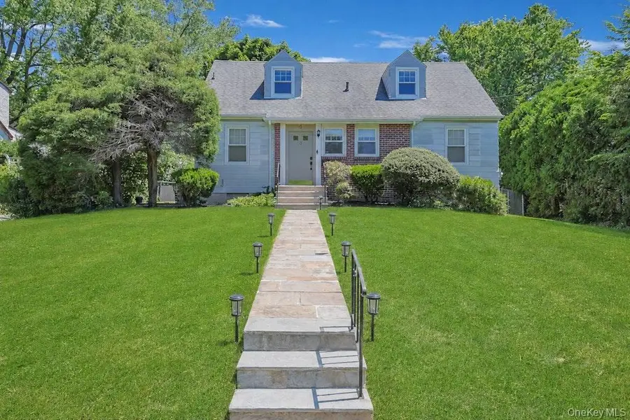 4 Calton Road, New Rochelle, NY 10804 - #2